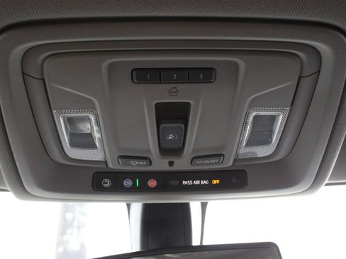 Used 2020 Chevrolet Silverado 1500 RST AWD/4WD image 47