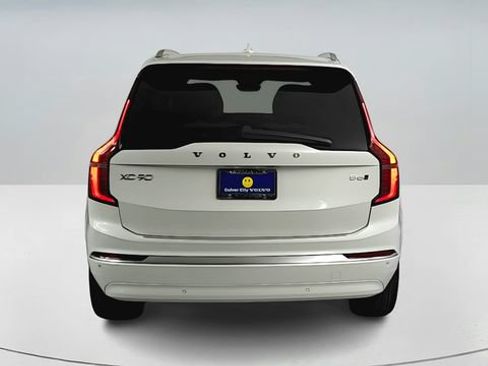 Certified 2026 Volvo XC90 B6 Plus w/ Protection Package Premier AWD/4WD image 5