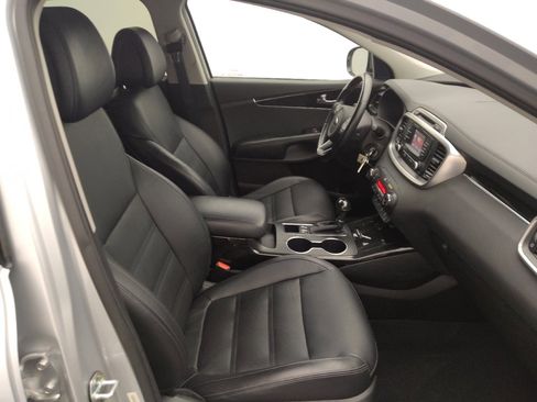 Used 2016 Kia Sorento EX image 21