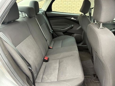Used 2016 Ford Focus SE image 17