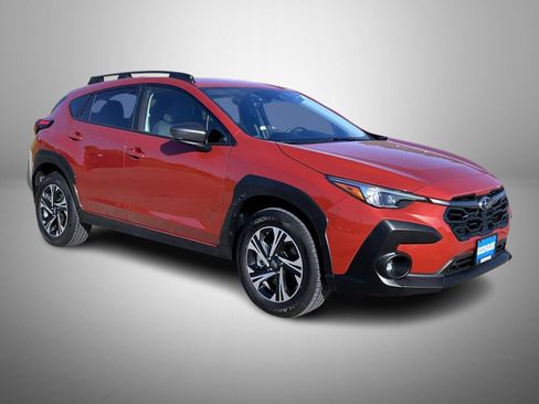 Used 2024 Subaru Crosstrek 2.0i Premium AWD/4WD image 3