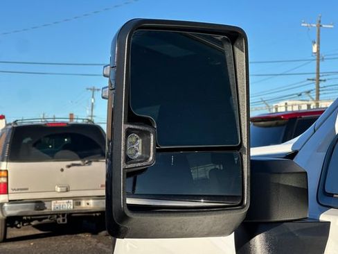Used 2025 GMC Sierra 2500 AT4 w/ AT4 Premium Plus Package AWD/4WD image 93