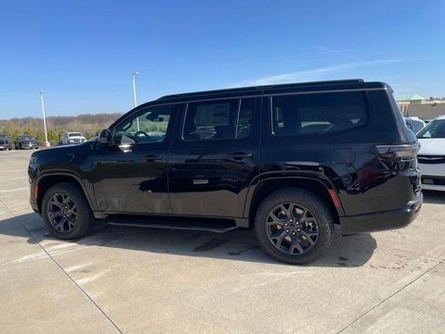 New 2026 Jeep Grand Wagoneer 4WD image 2