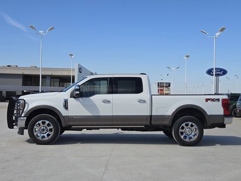 Used 2022 Ford F250 King Ranch w/ King Ranch Ultimate Package image 4