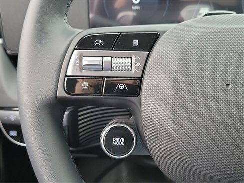 New 2025 Hyundai Ioniq 5 SEL image 4