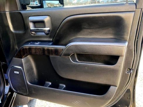 Used 2015 GMC Sierra 3500 Denali w/ Duramax Plus Package image 34