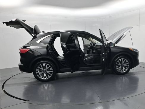 Used 2020 Ford Escape Titanium AWD/4WD image 60