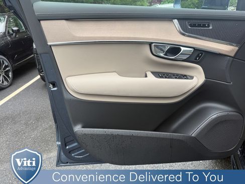 New 2026 Volvo XC90 B5 Core w/ Protection Package AWD/4WD image 11