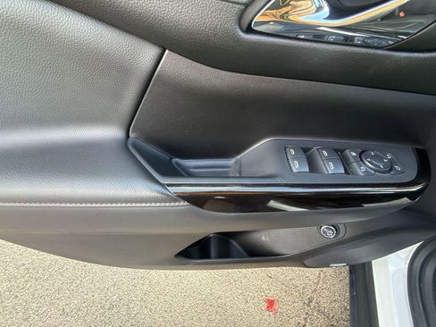 Certified 2023 GMC Acadia AT4 w/ Preferred Package image 28