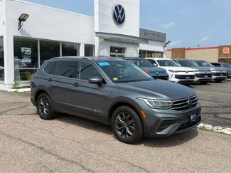 Certified 2023 Volkswagen Tiguan SE FWD video 1