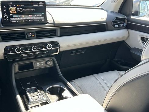 Used 2023 Honda Pilot Elite image 28