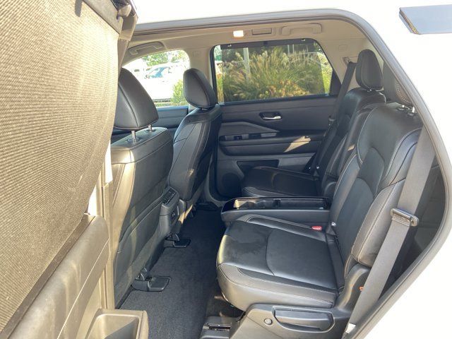 Used 2024 Nissan Pathfinder SL w/ SL Premium Package FWD image 49