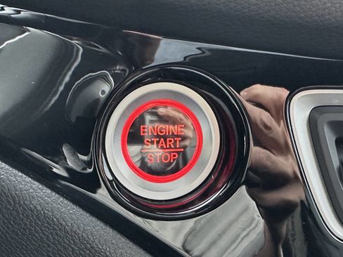 Used 2016 Honda Pilot Elite image 68