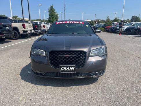 Used 2021 Chrysler 300 S RWD image 2