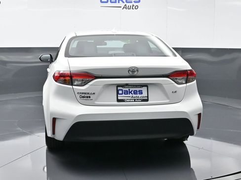 Used 2025 Toyota Corolla LE image 7