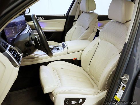 Certified 2023 BMW X7 xDrive40i w/ Premium Package image 10