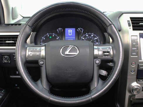 Used 2014 Lexus GX 460 image 59