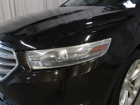 Used 2013 Ford Taurus SEL FWD image 30