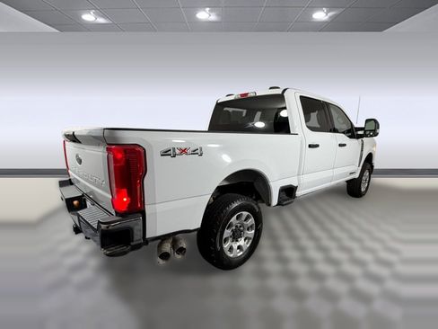 Used 2024 Ford F250 XLT AWD/4WD image 9