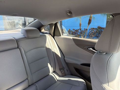 Used 2022 Chevrolet Malibu LT image 15