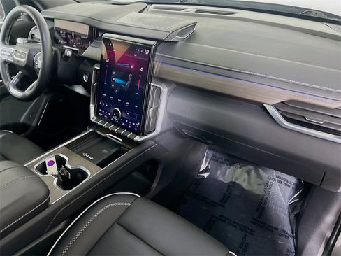 Used 2025 GMC Acadia Denali w/ LPO, Floor Liner Package image 27