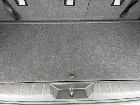 Used 2022 Subaru Ascent Limited w/ Technology Package image 11