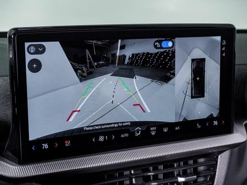 Used 2025 Ford Explorer ST image 24