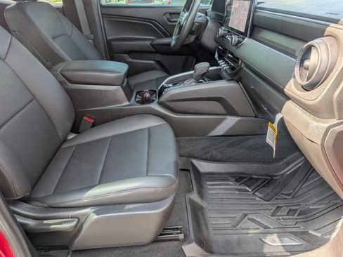 Used 2025 Chevrolet Colorado W/T w/ WT Custom Package AWD/4WD image 24