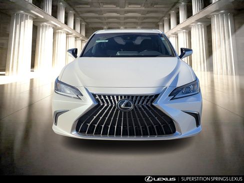 Certified 2022 Lexus ES 350 image 5