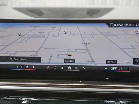 Used 2025 BMW X5 xDrive50e w/ Executive Package image 11