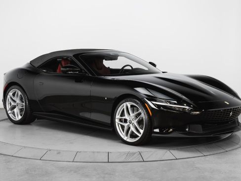 Certified 2024 Ferrari Roma Spider image 12
