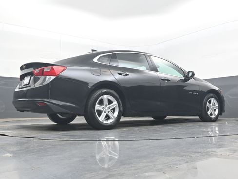 Used 2023 Chevrolet Malibu LT FWD image 23