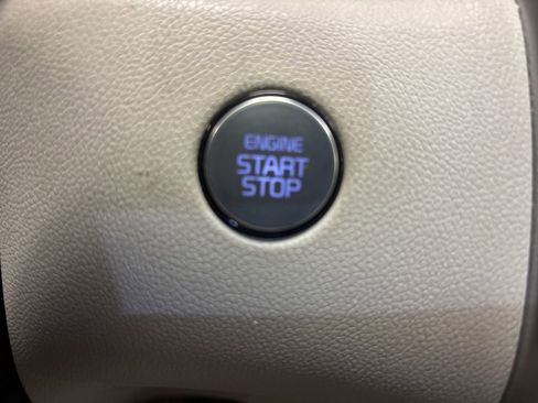 Used 2021 Kia Sorento EX w/ Panoramic Sunroof Package AWD/4WD image 2