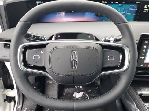 New 2026 Lincoln Nautilus Reserve w/ Jet Appearance Package image 16