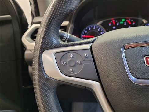 Used 2022 GMC Acadia SLE w/ Driver Convenience Package image 23