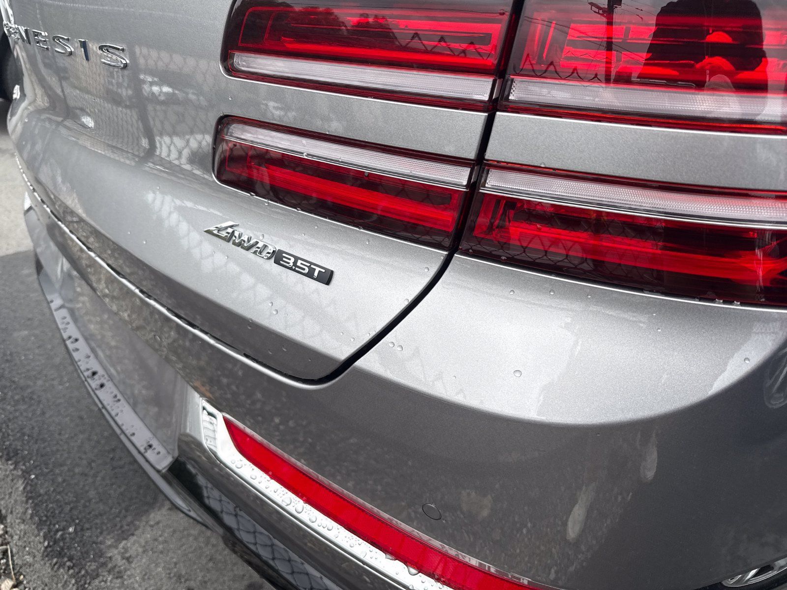 Used 2021 Genesis GV80 3.5T w/ Advanced Package 06 AWD/4WD image 9
