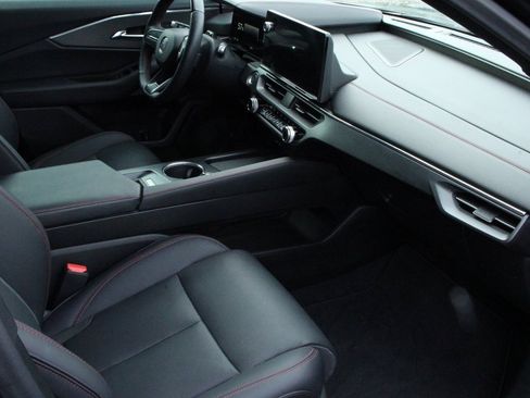 Used 2024 Acura ZDX Type S image 4