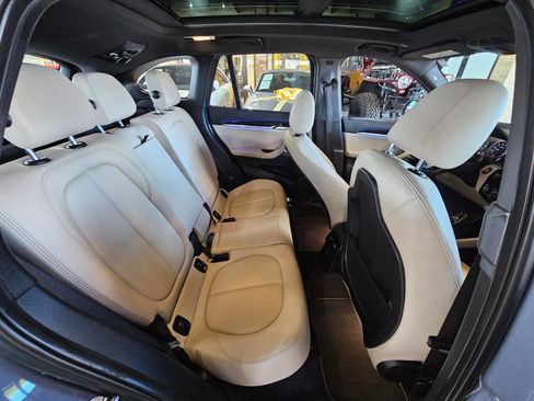 Used 2021 BMW X1 xDrive28i w/ Premium Package image 16