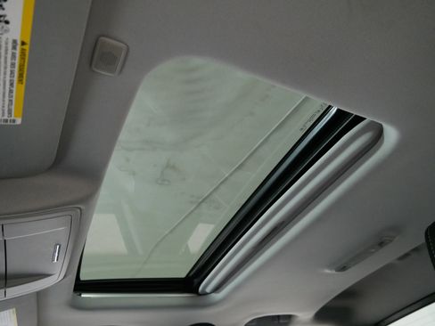 Used 2018 GMC Sierra 1500 Denali w/ Denali Ultimate Package image 32