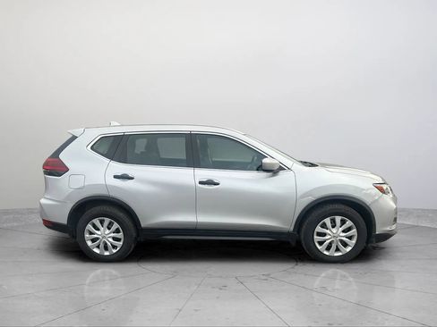 Used 2020 Nissan Rogue S image 12