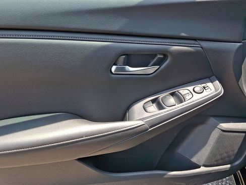 Certified 2023 Nissan Sentra SV w/ All-Weather Package FWD image 13