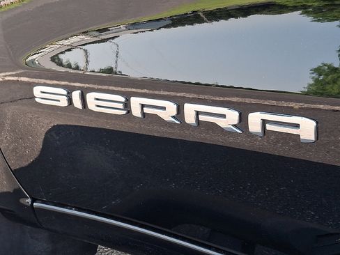 Used 2024 GMC Sierra 1500 Pro w/ Graphite Edition AWD/4WD image 28
