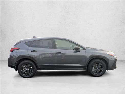 Used 2024 Subaru Crosstrek 2.0i image 4