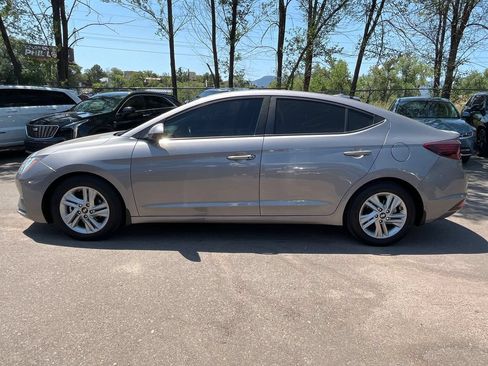 Used 2020 Hyundai Elantra Value Edition FWD image 4