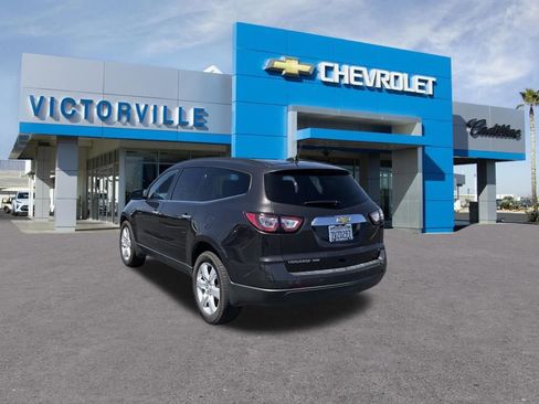 Used 2017 Chevrolet Traverse LT w/ Style and Technology Package AWD/4WD image 8