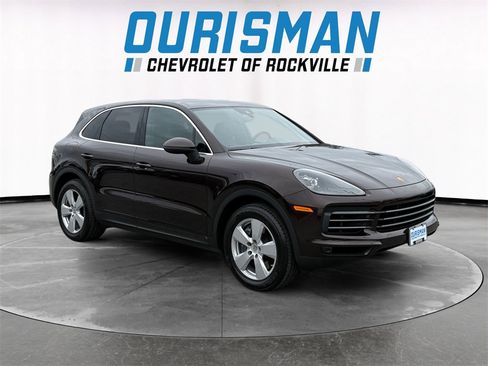 Used 2022 Porsche Cayenne image 1