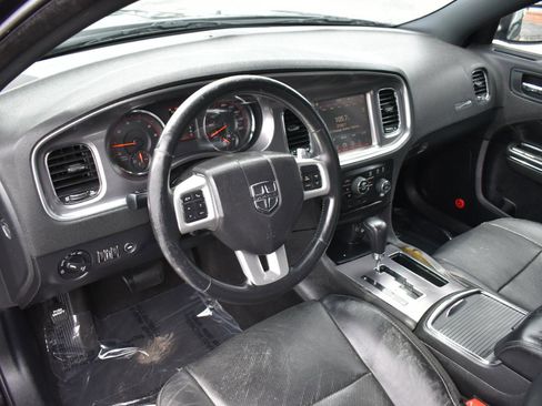 Used 2014 Dodge Charger R/T RWD image 10