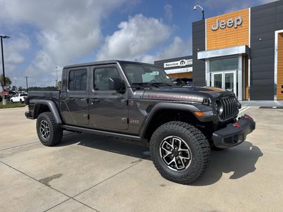 New 2026 Jeep Gladiator Rubicon w/ Steel Power Dome Hood Package