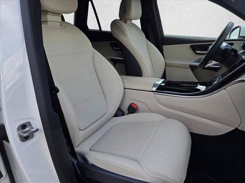 Certified 2026 Mercedes-Benz GLC 300 image 18