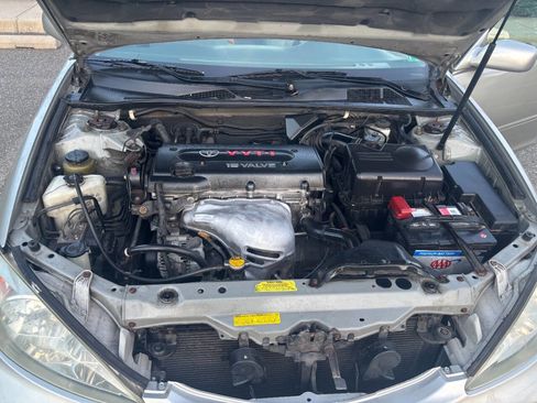 Used 2003 Toyota Camry LE image 12